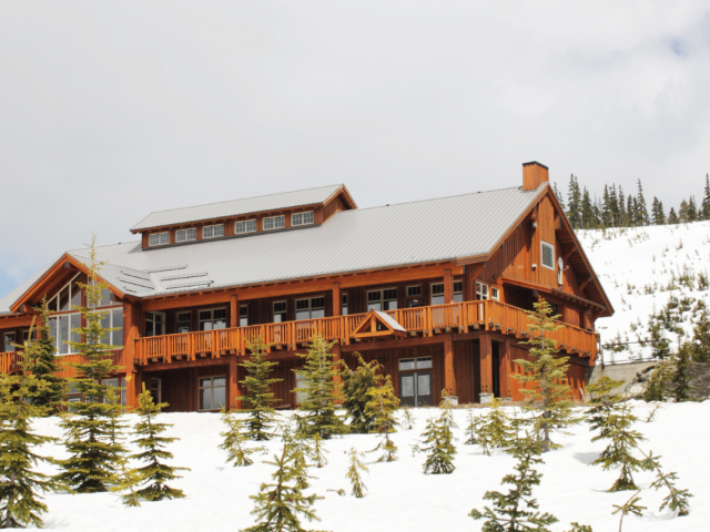 Six Helpful Tips for Choosing the Best Ski Lodge Every Time