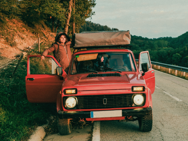 Why Road Trips Are the Best Way to Experience a Country: Freedom, Adventure, and Unforgettable Memories
